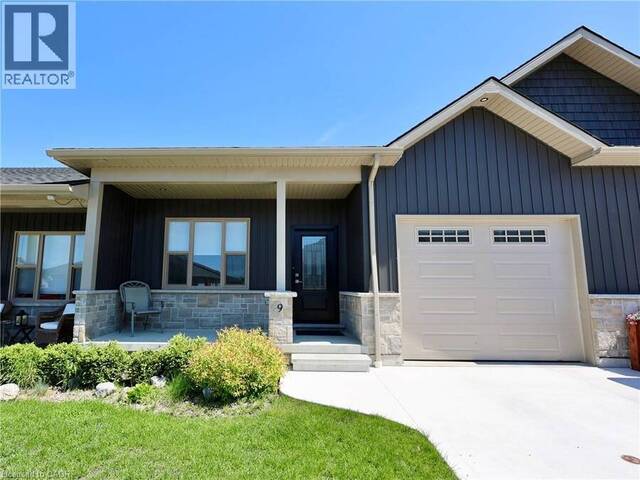 9 SILVER CREEK Road Huron East Ontario, N0K 1W0 - 2 Bedrooms Condo For Sale