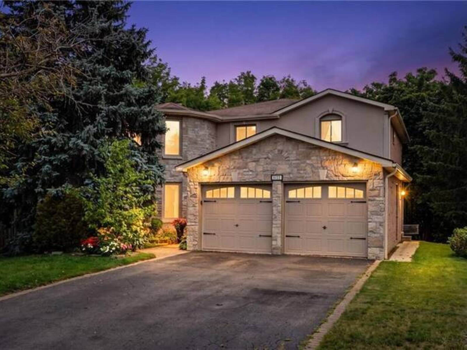 5172 HIDDEN VALLEY Court, Mississauga, Ontario L5M 3P1