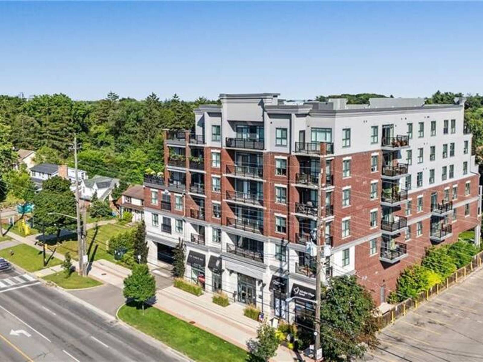 34 PLAINS Road E Unit# 206, Burlington, Ontario L7T 0B9