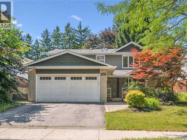 345 BEECHLAWN Drive Waterloo Ontario, N2L 5L8 - 5 Bedrooms Home For Sale