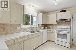 31 VALERIE Drive | St. Catharines Ontario | Slide Image Ten