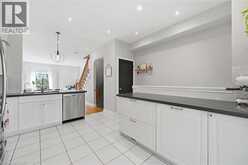 678 ROWLEY Common | Burlington Ontario | Slide Image Eleven