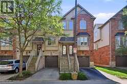 678 ROWLEY Common | Burlington Ontario | Slide Image Thirty