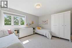 678 ROWLEY Common | Burlington Ontario | Slide Image Nineteen