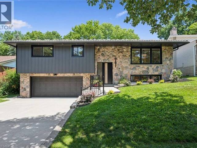 70 CHAMPLAIN Crescent Kitchener Ontario, N2B 2Y6 - 3 Bedrooms Home For Sale