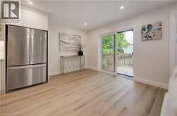 34 MOORE Avenue N | Waterloo Ontario | Slide Image Nine