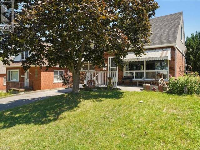 233 AUBURN Avenue Hamilton Ontario, L8K 3B7 - 2 Bedrooms Home For Sale