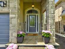 59 BELLSTONE Lane | Hamilton Ontario | Slide Image Five
