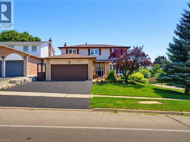 2325 DUNCASTER Drive Burlington Ontario, L7P 4C3 - 4 Bedrooms Home For Sale