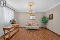 39 ALGONQUIN Court | Hamilton Ontario | Slide Image Sixteen
