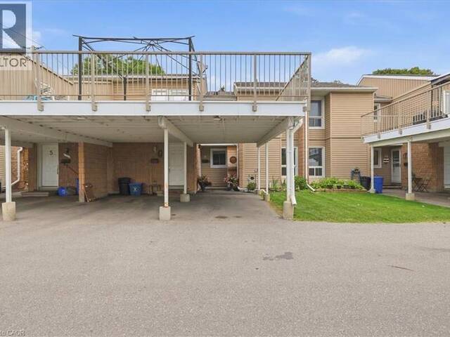 65 GLAMIS Road Unit# 8 Cambridge Ontario, N1R 6W4 - 3 Bedrooms Condo For Sale