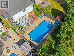 359 PINE VALLEY Drive Kitchener Ontario, N2P 2V4