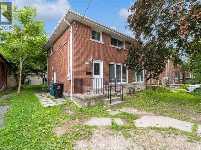 203B ERB Street Waterloo Ontario, N2J 1M7 - 3 Bedrooms Home For Sale