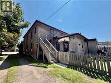 135 SHERWOOD Drive | Brantford Ontario | Slide Image Eight