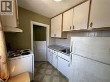 135 SHERWOOD Drive | Brantford Ontario | Slide Image Thirty-one