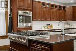 9 PARK Avenue W | Elmira Ontario | Slide Image Twenty