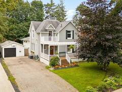 9 PARK Avenue W Elmira Ontario, N3B 1K9
