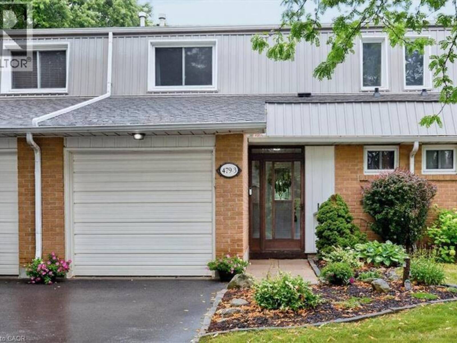 479 WOODVIEW Road Unit# 3, Burlington, Ontario L7N 2Z9