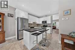 17 GRANTHAM Avenue S | St. Catharines Ontario | Slide Image Eleven