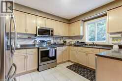 2527 ANDOVER Road | Oakville Ontario | Slide Image Thirteen