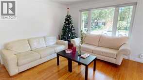 56 LOWER HORNING Road | Hamilton Ontario | Slide Image Five