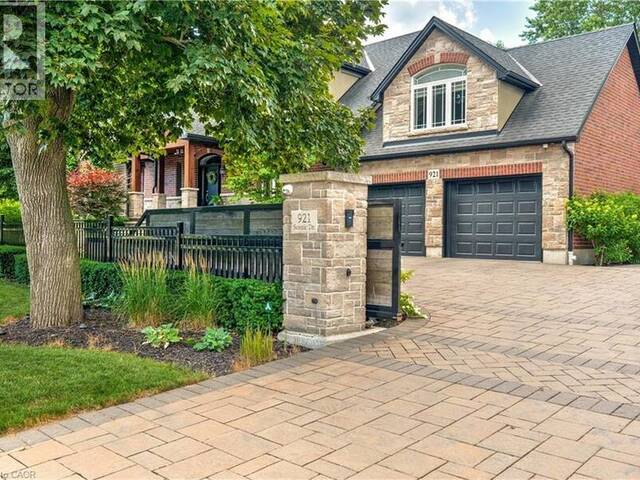 921 SCENIC Drive Hamilton Ontario, L9C 1H7 - 4 Bedrooms Home For Sale