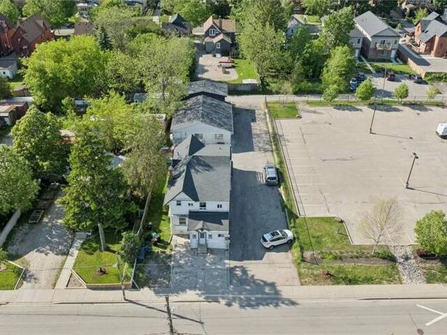202 BREITHAUPT Street Kitchener Ontario, N2H 5H4 - Multi-family Home For Sale