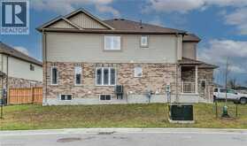 77 JOHN BRABSON Crescent | Guelph Ontario | Slide Image Three