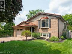 154 AMBLESIDE Court Waterloo Ontario, N2K 3E3
