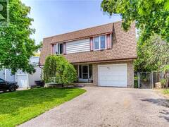 82 ROSENEATH Crescent Kitchener Ontario, N2E 1V9