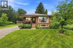 10 TAYLOR Crescent | Dundas Ontario | Slide Image Two