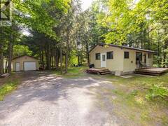 69 NORTH Drive Huntsville Ontario, P1H 2J2