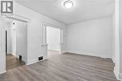 41 BARNESDALE Avenue N | Hamilton Ontario | Slide Image Nine