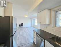 14 MAGNOLIA Lane | Barrie Ontario | Slide Image Three