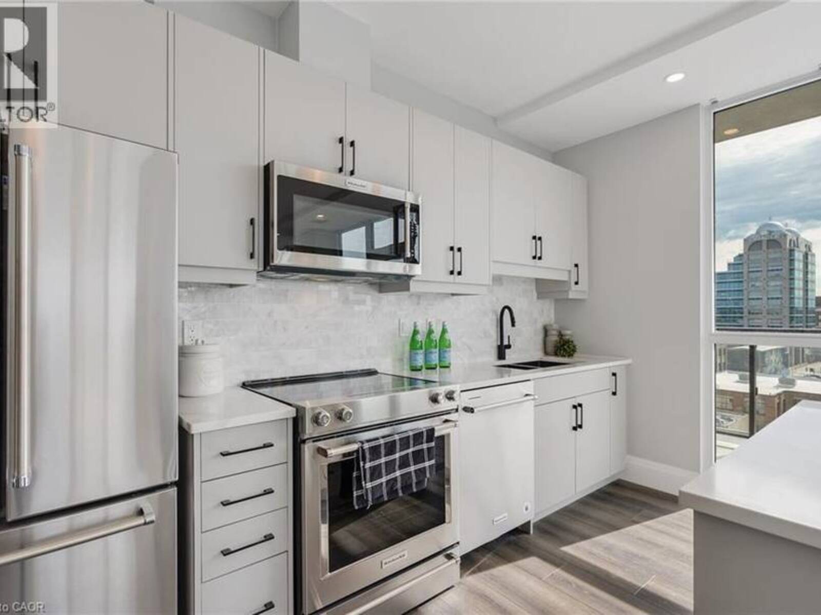 60 CHARLES Street W Unit# 705, Kitchener, Ontario N2G 0C9