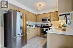 213 FELLOWES Crescent | Waterdown Ontario | Slide Image Twelve
