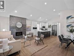 1041 SHEPHERD'S Drive Burlington Ontario, L7T 3R4