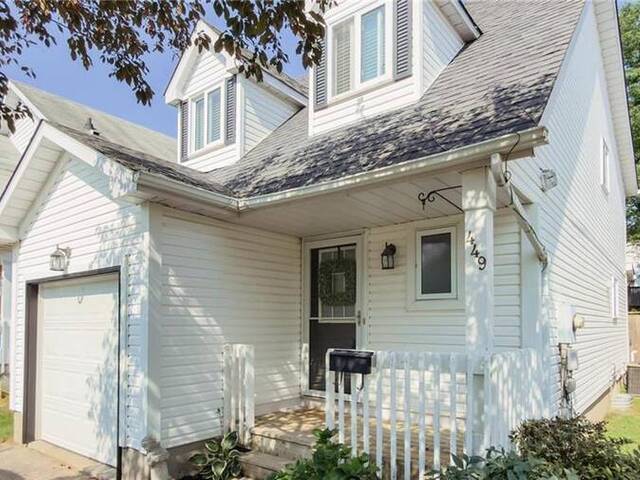 449 EXMOOR Street Waterloo Ontario, N2K 3T7 - 3 Bedrooms Home For Sale