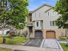 692 GRANGE Crescent Waterloo Ontario, N2T 2L8
