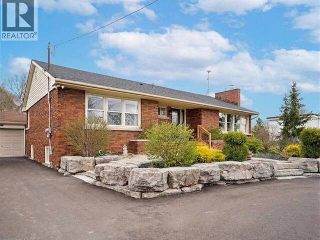 5117 CANBOROUGH Road West Lincoln Ontario, L0R 2J0 - 4 Bedrooms Home For Sale