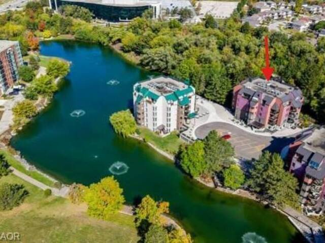 52 BLUE SPRINGS Drive Unit# 32 Waterloo Ontario, N2J 4M4 - 2 Bedrooms Waterfront Condo For Sale