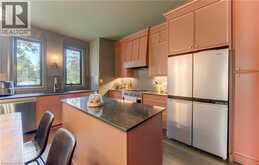 86 ST ANDREWS Street | Cambridge Ontario | Slide Image Nine