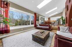 39 HILTS Drive | Hamilton Ontario | Slide Image Twelve