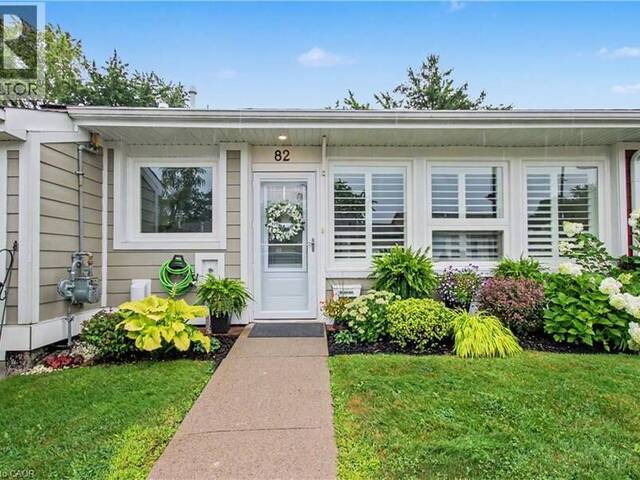 82 SZOLLOSY Circle Hamilton Ontario, L9B 1T8 - 2 Bedrooms Home For Sale