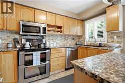 131 HUNTINGWOOD Avenue | Hamilton Ontario | Slide Image Seventeen