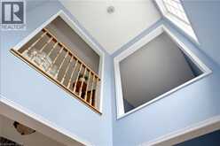 131 HUNTINGWOOD Avenue | Hamilton Ontario | Slide Image Nine