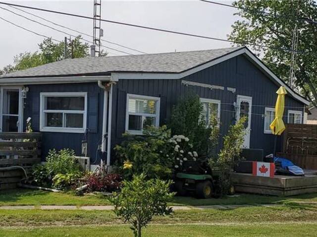 49 HEATHER Lane Selkirk Ontario, N0A 1P0 - 2 Bedrooms Waterfront Home For sale