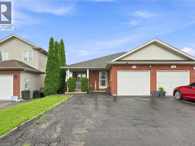 13 GOLDEN ACRES Drive Smithville Ontario, L0R 2A0 - 3 Bedrooms Home For Sale