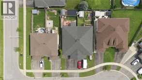 13 GOLDEN ACRES Drive | Smithville Ontario | Slide Image Forty-five