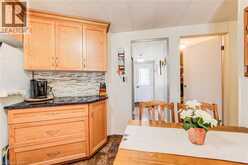 21 FAIRVIEW Crescent | Listowel Ontario | Slide Image Eighteen